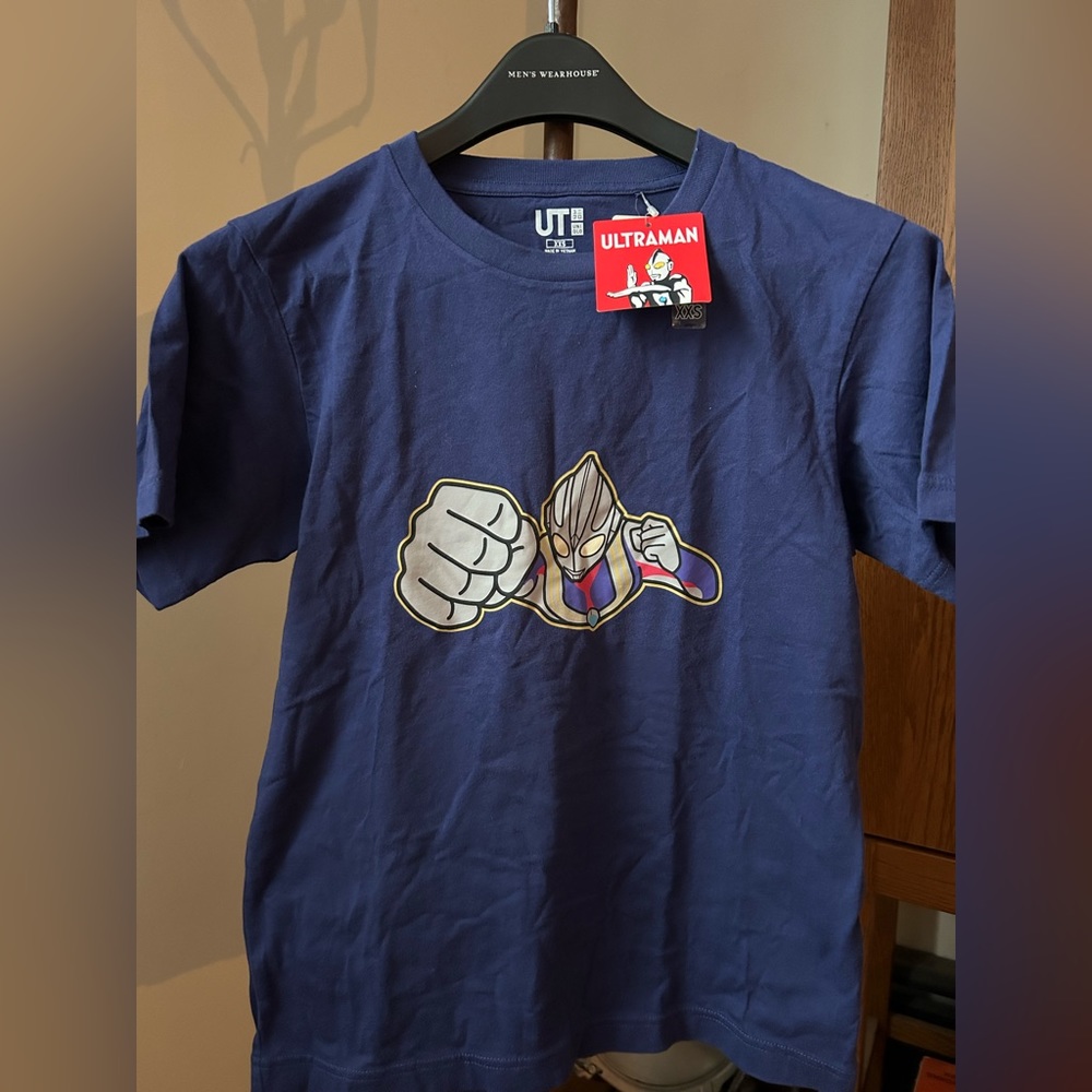 Uniqlo ultra man t shirt